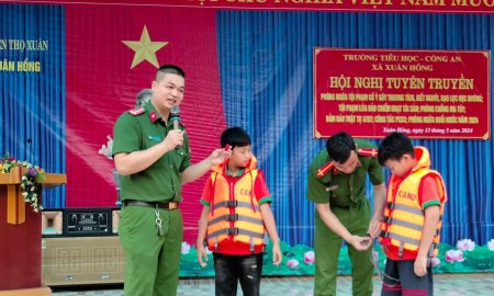 Công An xã Xuân Hồng phối hợp với Đoàn Thanh niên tuyên truyền phòng chống đuối nước 2024.