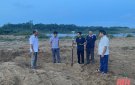  Khắc phục hoạt động khai thác cát trái phép bên bờ sông Chu