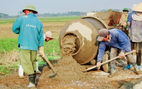Xã Xuân Hồng tổ chức lấy  ý kiến sự hài lòng của người dân về kết quả  xây dựng huyện nông thôn mới năm 2023
