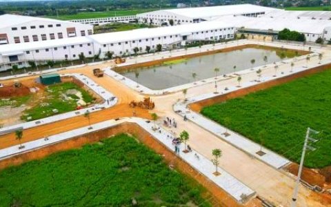 TỔ CHỨC THÀNH CÔNG PHIÊN ĐẤU GIÁ QUYỀN SỬ DỤNG ĐẤT Ở, TẠI MẶT BẰNG KHU DÂN CƯ ĐỒNG NẪN, XÃ XUÂN HỒNG